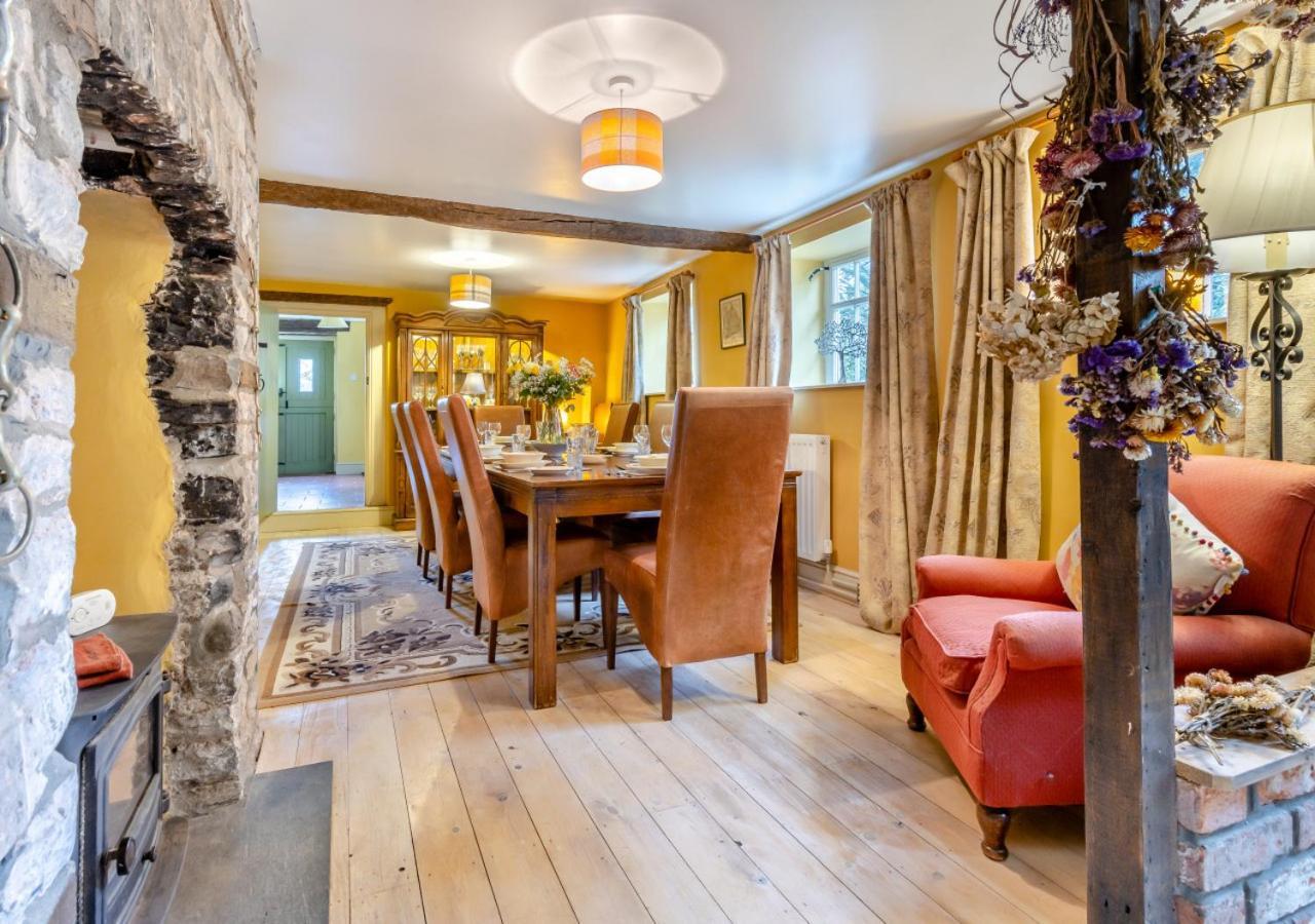 Castell Madoc Cottages Lower Chapel 외부 사진