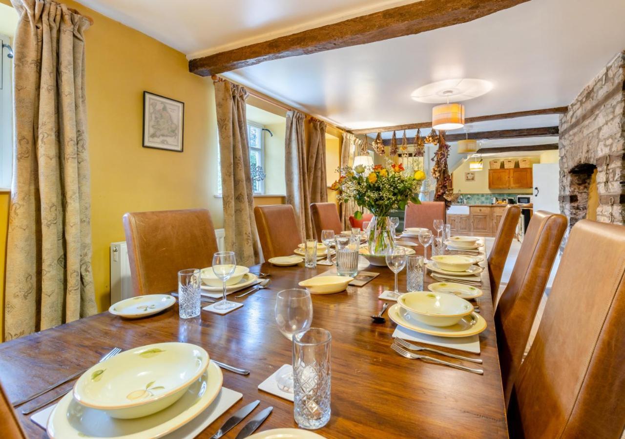 Castell Madoc Cottages Lower Chapel 외부 사진